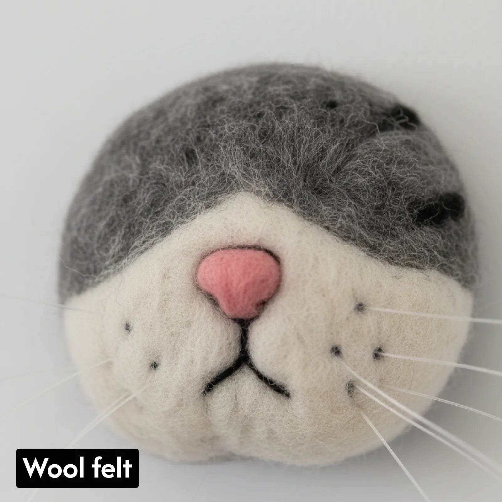 Felt Cat Whisker Keepsake Holder & Fridge Magnet – Handmade Pet Whisker Storage, Custom Cat Face Memorial Decoration