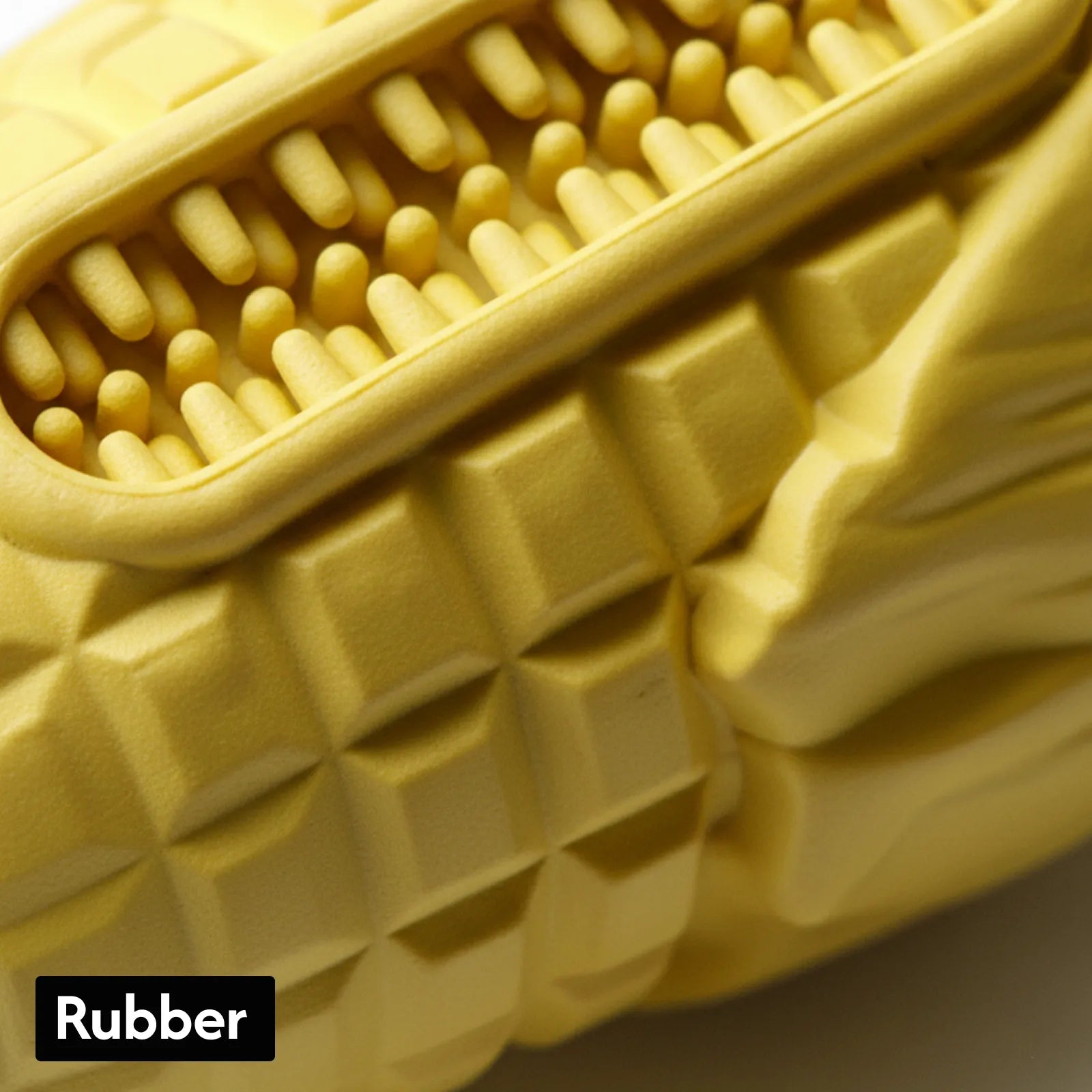 Natural Rubber Corn-Shaped Dog Chew Toy – Durable Interactive Play for Dogs (Yellow/Red/Green)