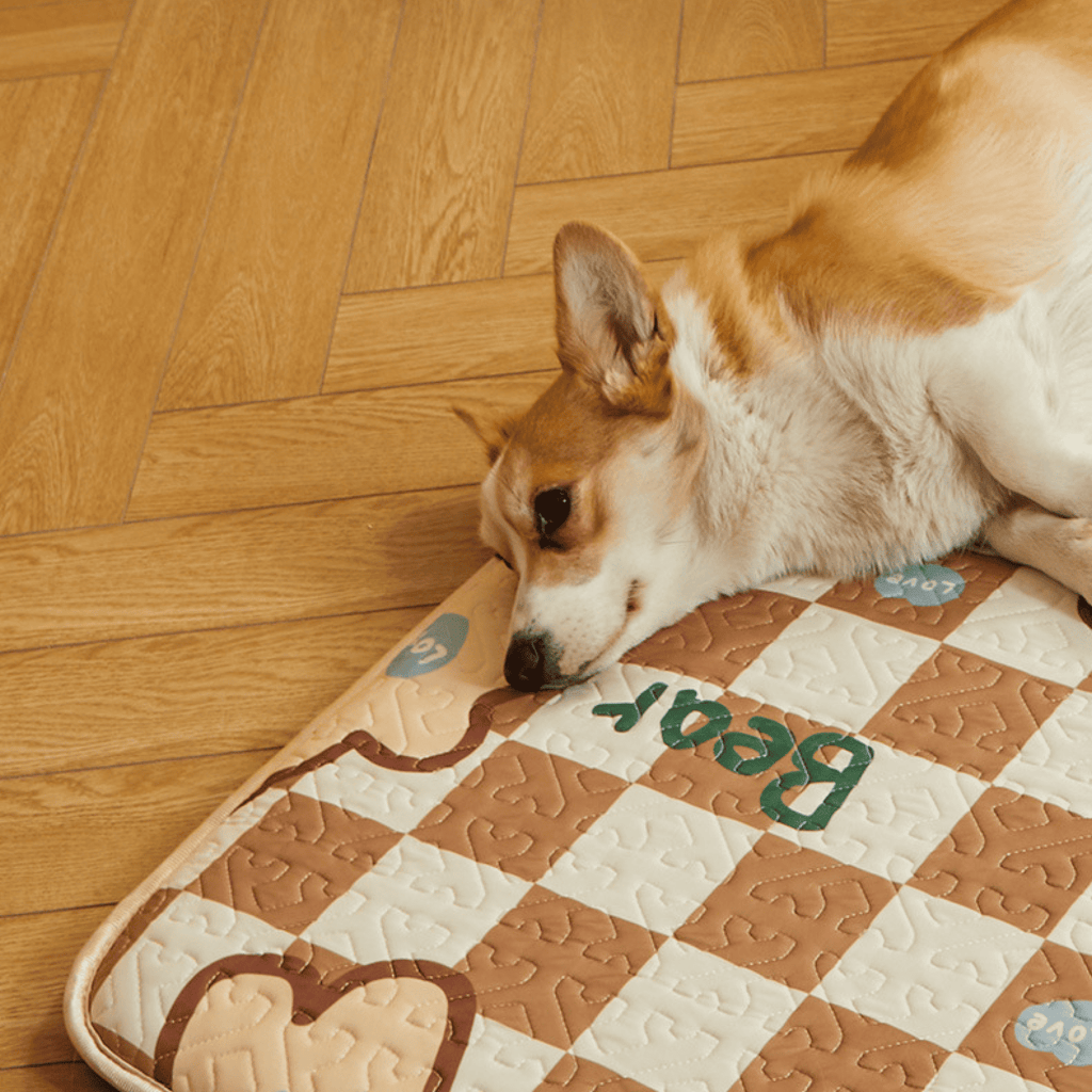 All-Season Cooling Pet Mat with Non-Slip Bottom