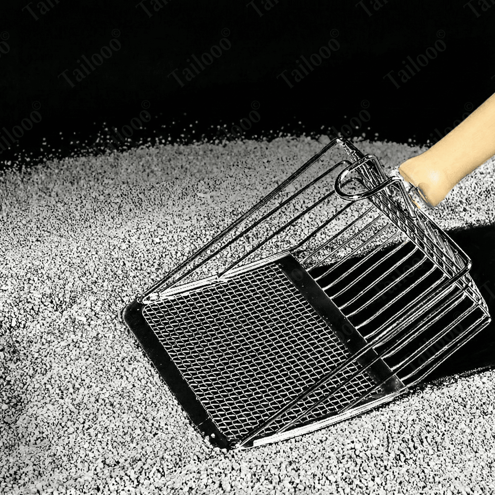 Heavy Duty Stainless Steel Cat Litter Scoop with Wooden Handle